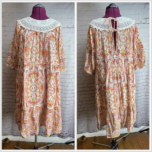 Anthropologie size small Florence Floral Lace Lounge Dress in a floral print
